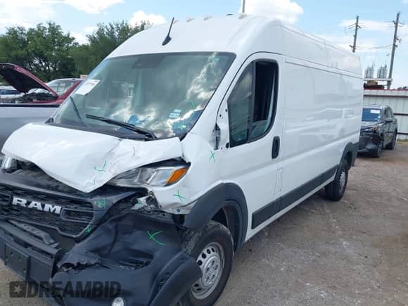 2024 Ram ProMaster Cargo Tradesman с VIN 3C6LRVDG4RE132276, выставлен на аукционе IAAI как лот 42977760 с пробегом Не указан миль и . История ставок и продаж доступна на DreamBid. Изображение 17.