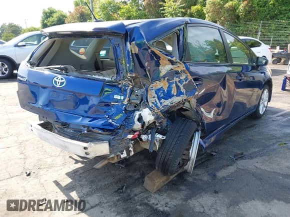 2013 Toyota Prius Two with VIN JTDZN3EU3D3189737, listed as a IAAI auction lot 42292943 with 212,697 mi miles and . Bid and sale history available at DreamBid. Image 4.