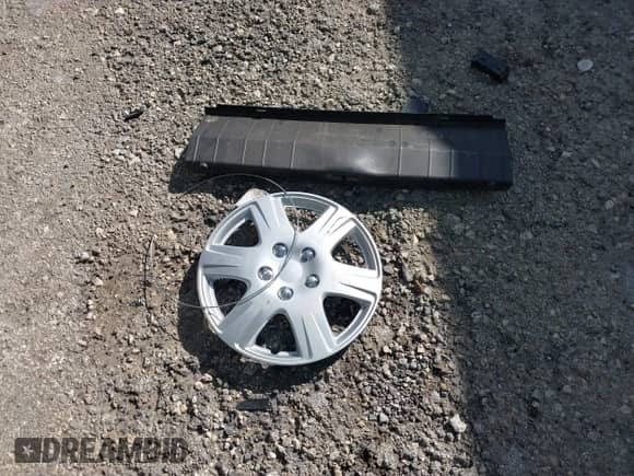 2004 Chevrolet Malibu с VIN 1G1ZS52F64F142459, выставлен на аукционе IAAI как лот 42073675 с пробегом 228 271 миль миль и . История ставок и продаж доступна на DreamBid. Изображение 12.