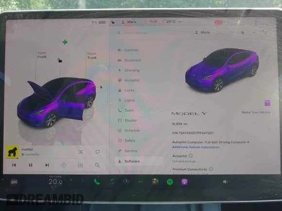2023 Tesla Model Y z VIN 7SAYGDED7PF947357, wystawiony jako IAAI lot #42765948 z przebiegiem 16 858 mil mil oraz . Historia ofert i sprzedaży dostępna na DreamBid. Obrazek 19.