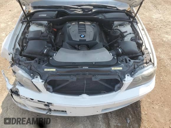 2007 BMW 7 Series 750i z VIN WBAHL83567DT10086, wystawiony jako Copart lot #59408605 z przebiegiem 110 635 mil mil oraz Nie do naprawy • Non repairable. Historia ofert i sprzedaży dostępna na DreamBid. Obrazek 11.