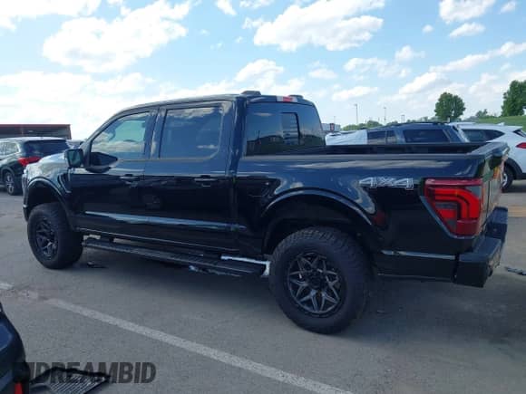2024 Ford F-150 Lariat с VIN 1FTFW5L55RFC16319, выставлен на аукционе IAAI как лот 42308797 с пробегом 3 023 миль миль и . История ставок и продаж доступна на DreamBid. Изображение 14.