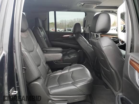 2018 Cadillac Escalade ESV Luxury с VIN 1GYS3HKJ0JR120280, выставлен на аукционе Copart как лот 48056325 с пробегом 132 223 миль миль и Списание • Salvage title. История ставок и продаж доступна на DreamBid. Изображение 11.