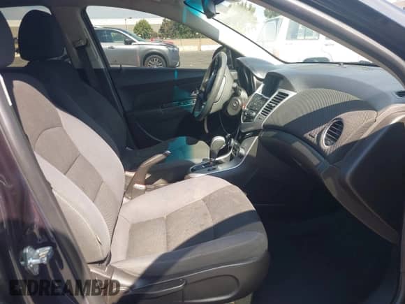 2016 Chevrolet Cruze LT с VIN 1G1PE5SB9G7133152, выставлен на аукционе IAAI как лот 43323162 с пробегом 104 085 миль миль и . История ставок и продаж доступна на DreamBid. Изображение 5.