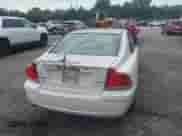 2009 Volvo S60 2.5T with VIN YV1RS592492735787, listed as a IAAI auction lot 42656542 with Not provided miles and . Bid and sale history available at DreamBid. Image 6.