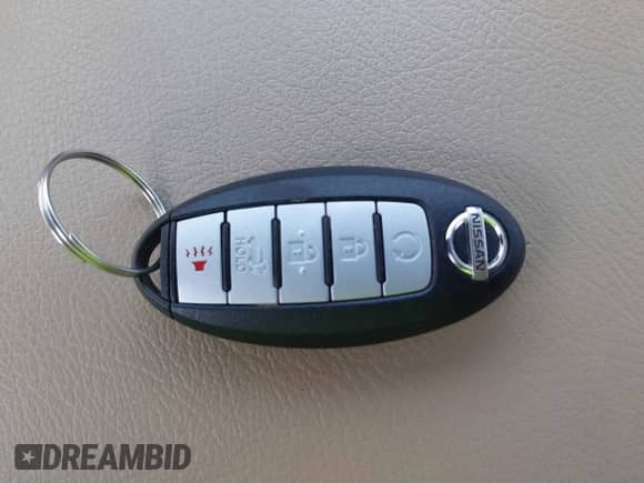 2014 Nissan Pathfinder SL with VIN 5N1AR2MM9EC686074, listed as a IAAI auction lot 42234599 with 113,493 mi miles and . Bid and sale history available at DreamBid. Image 11.