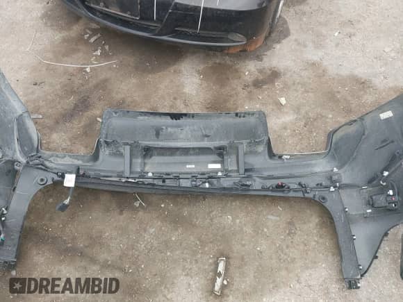 2024 Chevrolet Traverse AWD Z71 с VIN 1GNEVJKSXRJ182106, выставлен на аукционе IAAI как лот 42390235 с пробегом 19 752 миль миль и . История ставок и продаж доступна на DreamBid. Изображение 12.