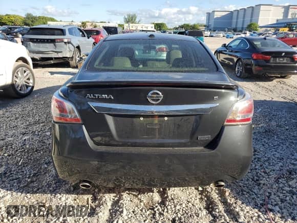 2015 Nissan Altima SV с VIN 1N4AL3AP9FC585408, выставлен на аукционе Copart как лот 86797075 с пробегом 84 938 миль миль и Списание • Salvage title. История ставок и продаж доступна на DreamBid. Изображение 6.