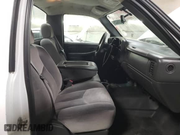 2006 GMC Sierra 1500 Work Truck z VIN 3GTEC14X96G231185, wystawiony jako Copart lot #88066325 z przebiegiem 110 120 mil mil oraz Szkoda całkowita • Salvage title. Historia ofert i sprzedaży dostępna na DreamBid. Obrazek 10.