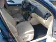 2017 Volkswagen Tiguan S с VIN WVGAV7AX4HW513251, выставлен на аукционе IAAI как лот 42830203 с пробегом Не указан миль и . История ставок и продаж доступна на DreamBid. Изображение 5.