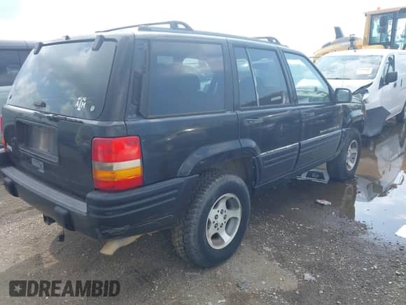 1998 Jeep Grand Cherokee с VIN 1J4FX48SXWC299291, выставлен на аукционе IAAI как лот 43122863 с пробегом 204 231 миль миль и . История ставок и продаж доступна на DreamBid. Изображение 4.