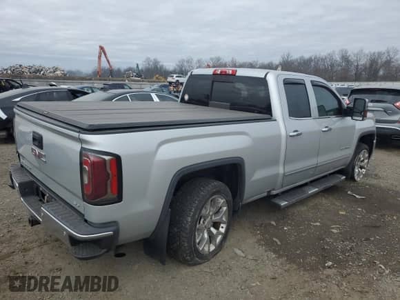 2017 GMC Sierra 1500 SLT z VIN 1GTV2NEJ3HZ300489, wystawiony jako Copart lot #88165705 z przebiegiem 97 878 mil mil oraz Szkoda całkowita • Salvage title. Historia ofert i sprzedaży dostępna na DreamBid. Obrazek 3.