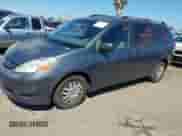 2008 Toyota Sienna CE с VIN 5TDZK23C68S151601, выставлен на аукционе IAAI как лот 43121695 с пробегом 129 010 миль миль и . История ставок и продаж доступна на DreamBid. Изображение 2.