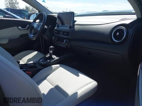 2022 Hyundai Kona Limited с VIN KM8K53A38NU924864, выставлен на аукционе IAAI как лот 43067451 с пробегом 18 394 миль миль и . История ставок и продаж доступна на DreamBid. Изображение 5.