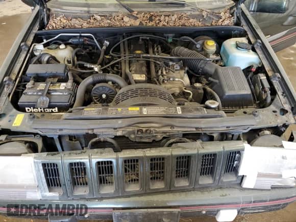 1995 Jeep Grand Cherokee Limited с VIN 1J4GZ78S9SC547492, выставлен на аукционе Copart как лот 83001084 с пробегом 109 863 миль миль и Чистый • Clean title. История ставок и продаж доступна на DreamBid. Изображение 12.