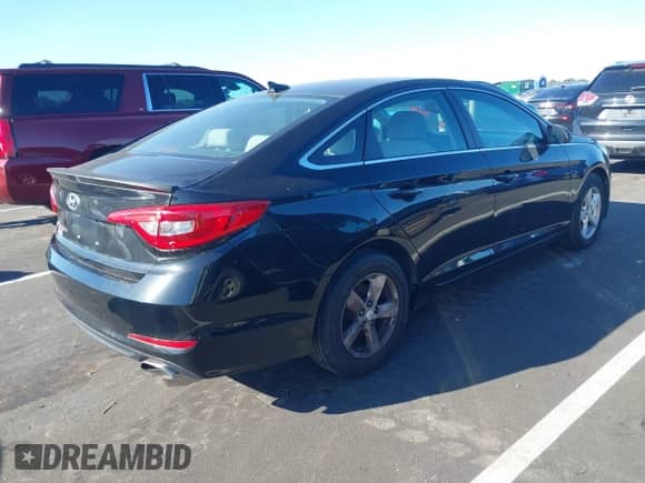 2016 Hyundai Sonata SE с VIN 5NPE24AFXGH277536, выставлен на аукционе IAAI как лот 43391571 с пробегом 276 197 миль миль и . История ставок и продаж доступна на DreamBid. Изображение 4.