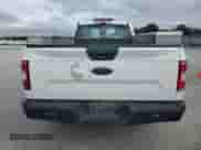 2018 Ford F-150 XL z VIN 1FTMF1C54JKC58234, wystawiony jako Copart lot #85352455 z przebiegiem 84 562 mil mil oraz Czysty tytuł • Clean title. Historia ofert i sprzedaży dostępna na DreamBid. Obrazek 6.