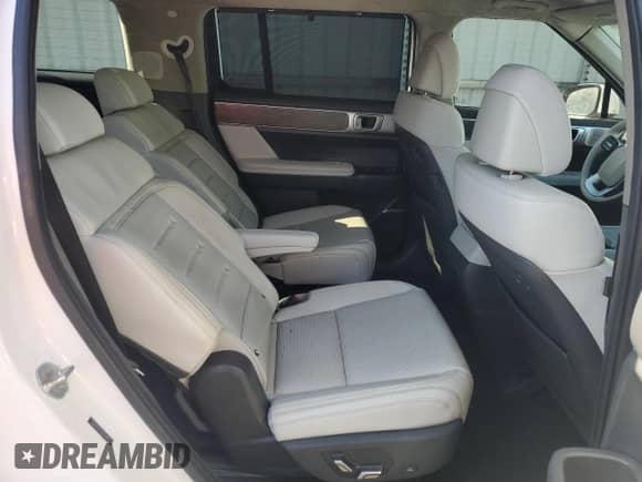 2024 Hyundai Santa Fe Calligraphy с VIN 5NMP5DGL1RH043055, выставлен на аукционе Copart как лот 76959294 с пробегом Не указан миль и На запчасти • Non repairable. История ставок и продаж доступна на DreamBid. Изображение 11.