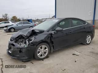 2018 Chevrolet Cruze LT z VIN 1G1BH5SE6J7173398, wystawiony jako Copart lot #80844824 z przebiegiem 319 796 mil mil oraz Nie do naprawy • Non repairable. Historia ofert i sprzedaży dostępna na DreamBid. Obrazek 1.