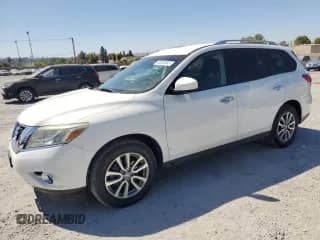 2016 Nissan Pathfinder SV с VIN 5N1AR2MN3GC614041, выставлен на аукционе Copart как лот 80648645 с пробегом 80 552 миль миль и Списание • Salvage title. История ставок и продаж доступна на DreamBid. Изображение 1.