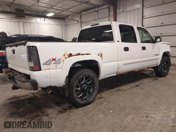 2006 Chevrolet Silverado 1500HD LT1 с VIN 1GCGK13U76F242626, выставлен на аукционе IAAI как лот 40786885 с пробегом 171 077 миль миль и . История ставок и продаж доступна на DreamBid. Изображение 4.