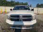 2018 Ram 1500 SLT z VIN 1C6RR6GG6JS317409, wystawiony jako Copart lot #69122885 z przebiegiem 120 898 mil mil oraz Szkoda całkowita • Salvage title. Historia ofert i sprzedaży dostępna na DreamBid. Obrazek 5.