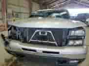 2006 Chevrolet Silverado 1500 LT3 z VIN 2GCEK13T561192377, wystawiony jako Copart lot #81331635 z przebiegiem 306 551 mil mil oraz Szkoda całkowita • Salvage title. Historia ofert i sprzedaży dostępna na DreamBid. Obrazek 13.