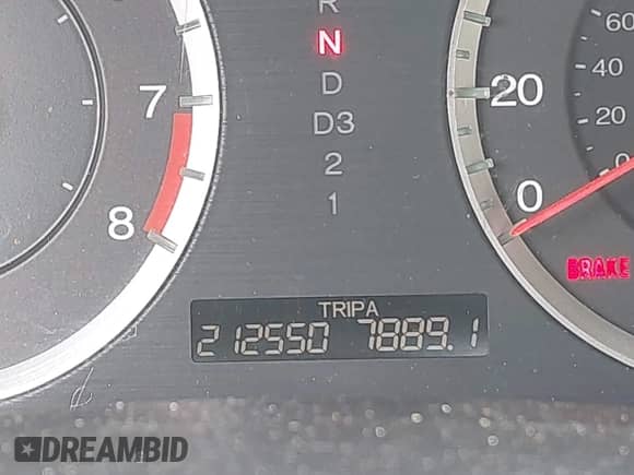 2008 Honda Accord EX с VIN JHMCP26788C079287, выставлен на аукционе IAAI как лот 42723797 с пробегом 212 550 миль миль и . История ставок и продаж доступна на DreamBid. Изображение 16.