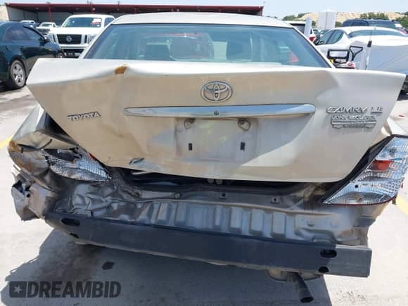 2002 Toyota Camry LE с VIN 4T1BE30K42U564464, выставлен на аукционе IAAI как лот 42312453 с пробегом 158 972 миль миль и . История ставок и продаж доступна на DreamBid. Изображение 6.