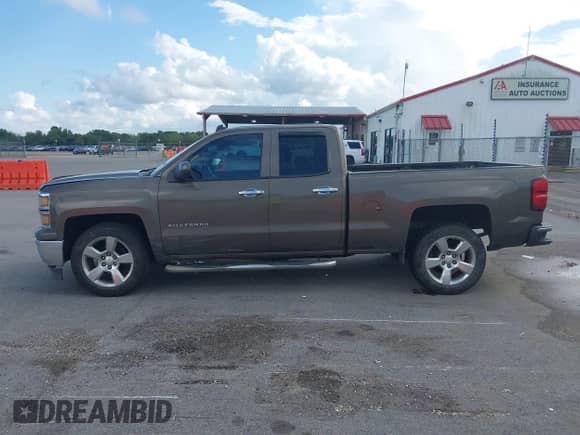 2014 Chevrolet Silverado 1500 LT z VIN 1GCRCREC3EZ278853, wystawiony jako IAAI lot #43409544 z przebiegiem 237 212 mil mil oraz . Historia ofert i sprzedaży dostępna na DreamBid. Obrazek 14.