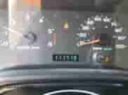 2006 Jeep Wrangler SE z VIN 1J4FA29S26P786255, wystawiony jako Copart lot #66142225 z przebiegiem 111 713 mil mil oraz Szkoda całkowita • Salvage title. Historia ofert i sprzedaży dostępna na DreamBid. Obrazek 9.