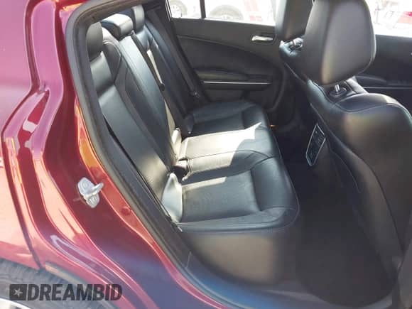 2020 Dodge Charger SXT с VIN 2C3CDXBG1LH251358, выставлен на аукционе IAAI как лот 43191806 с пробегом 80 259 миль миль и . История ставок и продаж доступна на DreamBid. Изображение 8.