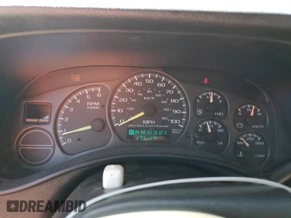 2001 Chevrolet Silverado 1500 LS с VIN 2GCEC19V811238332, выставлен на аукционе Copart как лот 86172695 с пробегом 294 124 миль миль и Списание • Salvage title. История ставок и продаж доступна на DreamBid. Изображение 9.
