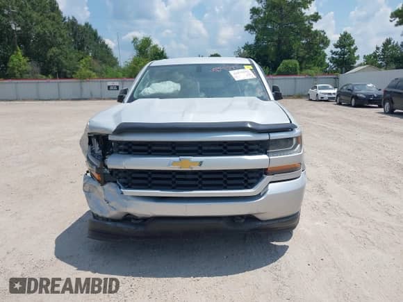 2017 Chevrolet Silverado 1500 Custom с VIN 1GCRCPEC5HZ389879, выставлен на аукционе IAAI как лот 42973352 с пробегом 155 697 миль миль и . История ставок и продаж доступна на DreamBid. Изображение 12.