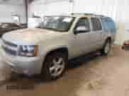 2009 Chevrolet Suburban LTZ с VIN 1GNFC36099R156290, выставлен на аукционе IAAI как лот 42508426 с пробегом 197 821 миль миль и . История ставок и продаж доступна на DreamBid. Изображение 2.