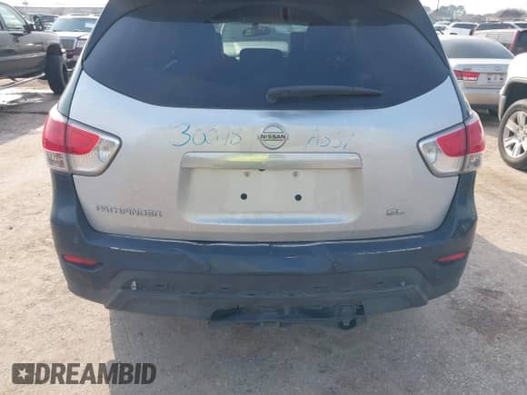 2014 Nissan Pathfinder SV z VIN 5N1AR2MN3EC623738, wystawiony jako IAAI lot #41648863 z przebiegiem 120 682 mil mil oraz . Historia ofert i sprzedaży dostępna na DreamBid. Obrazek 6.