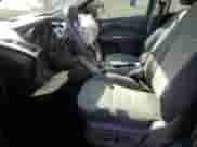 2014 Ford Escape SE z VIN 1FMCU0GX4EUA52263, wystawiony jako Copart lot #82336505 z przebiegiem 146 289 mil mil oraz Szkoda całkowita • Salvage title. Historia ofert i sprzedaży dostępna na DreamBid. Obrazek 7.