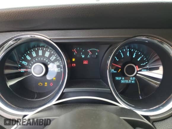 2014 Ford Mustang GT z VIN 1ZVBP8CF4E5286459, wystawiony jako Copart lot #71846495 z przebiegiem 30 372 mil mil oraz Szkoda całkowita • Salvage title. Historia ofert i sprzedaży dostępna na DreamBid. Obrazek 9.