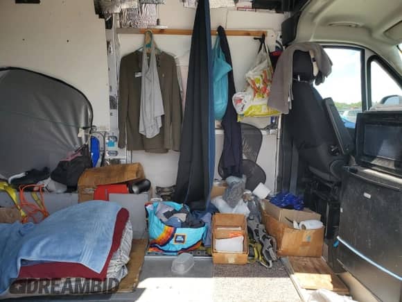 2023 Ram ProMaster Cargo с VIN 3C6MRVJG4PE513003, выставлен на аукционе Copart как лот 65620635 с пробегом 75 988 миль миль и Списание • Salvage title. История ставок и продаж доступна на DreamBid. Изображение 11.