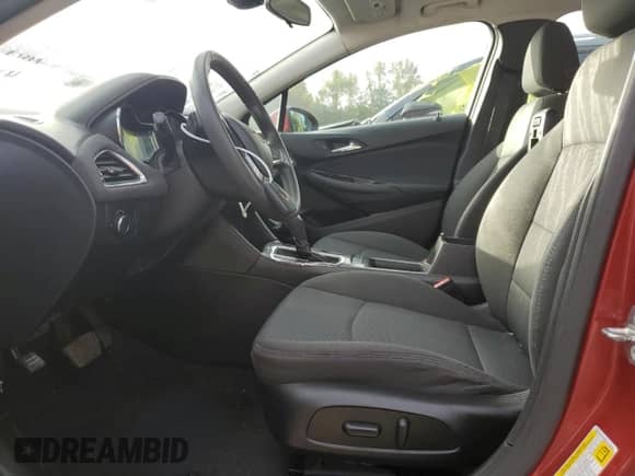 2017 Chevrolet Cruze LT z VIN 1G1BE5SM7H7270264, wystawiony jako Copart lot #85945005 z przebiegiem 181 977 mil mil oraz Czysty tytuł • Clean title. Historia ofert i sprzedaży dostępna na DreamBid. Obrazek 7.