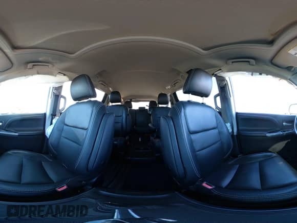 2017 Toyota Sienna SE с VIN 5TDXZ3DC1HS857060, выставлен на аукционе IAAI как лот 43496769 с пробегом 119 970 миль миль и . История ставок и продаж доступна на DreamBid. Изображение 17.