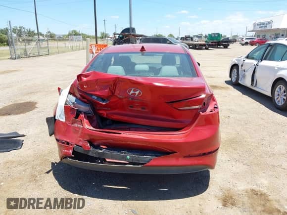 2017 Hyundai Elantra SE с VIN 5NPD84LF3HH070009, выставлен на аукционе IAAI как лот 42812230 с пробегом 132 941 миль миль и . История ставок и продаж доступна на DreamBid. Изображение 17.