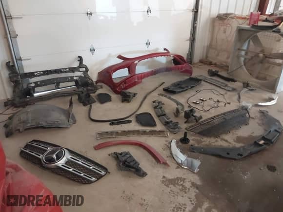 2017 Mercedes-Benz GLS 550 with VIN 4JGDF7DE2HA794192, listed as a IAAI auction lot 41308713 with 117,034 mi miles and . Bid and sale history available at DreamBid. Image 18.