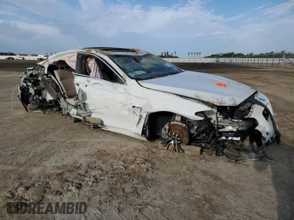 2013 BMW 5 Series 535i с VIN WBAFR7C52DC825071, выставлен на аукционе Copart как лот 82106575 с пробегом Не указан миль и Списание • Salvage title. История ставок и продаж доступна на DreamBid. Изображение 4.