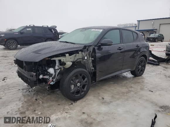 2024 Dodge Hornet R/T z VIN ZACPDFCW8R3A17990, wystawiony jako Copart lot #42925355 z przebiegiem 3 199 mil mil oraz Szkoda całkowita • Salvage title. Historia ofert i sprzedaży dostępna na DreamBid. Obrazek 1.