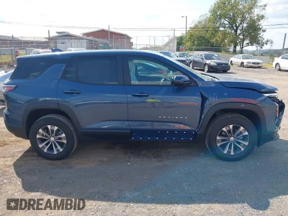 2026 Chevrolet Equinox FWD LT with VIN 3GNAXHEG7TL208038, listed as a IAAI auction lot 43159971 with 637 mi miles and . Bid and sale history available at DreamBid. Image 13.