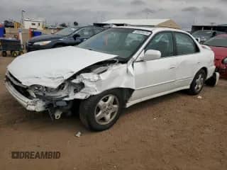 2000 Honda Accord EX with VIN 1HGCG1650YA010570, listed as a Copart auction lot 69878375 with 229,764 mi miles and Salvage title. Bid and sale history available at DreamBid. Image 1.