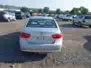 2008 Hyundai Elantra GLS с VIN KMHDU46D38U304463, выставлен на аукционе IAAI как лот 43265099 с пробегом 200 421 миль миль и . История ставок и продаж доступна на DreamBid. Изображение 16.