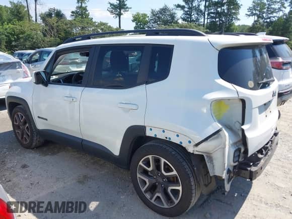 2018 Jeep Renegade Latitude with VIN ZACCJABB0JPH75926, listed as a IAAI auction lot 42998900 with 134,013 mi miles and . Bid and sale history available at DreamBid. Image 14.