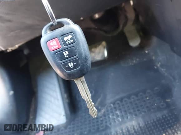 2019 Toyota Corolla L с VIN 2T1BURHE3KC133572, выставлен на аукционе IAAI как лот 43141802 с пробегом 234 225 миль миль и . История ставок и продаж доступна на DreamBid. Изображение 11.